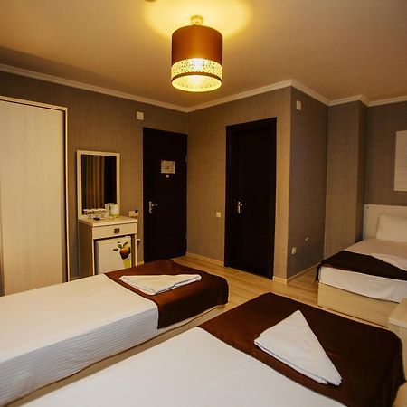 Hotel Batus Batumi Exterior foto
