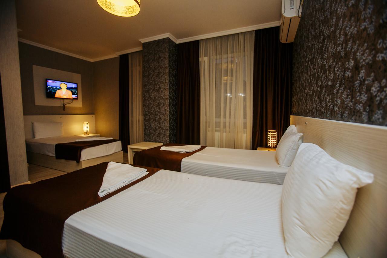 Hotel Batus Batumi Exterior foto